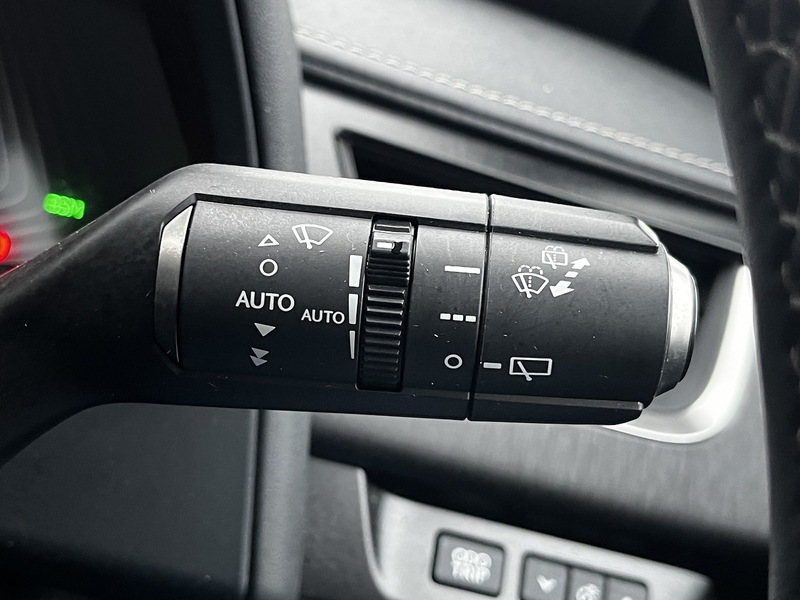 Lexus UX 300e - U187