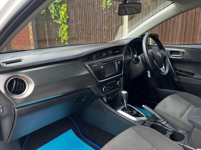 Toyota Auris ICON VALVEMATIC - U19