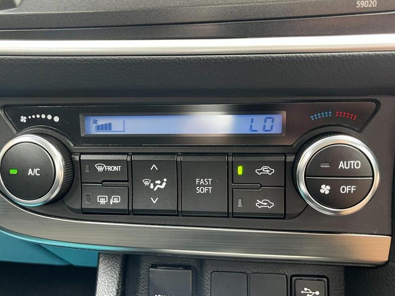 Toyota Auris ICON VALVEMATIC - U19