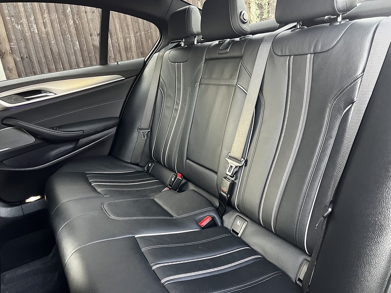 BMW 5 Series 520d MHT M Sport - U197