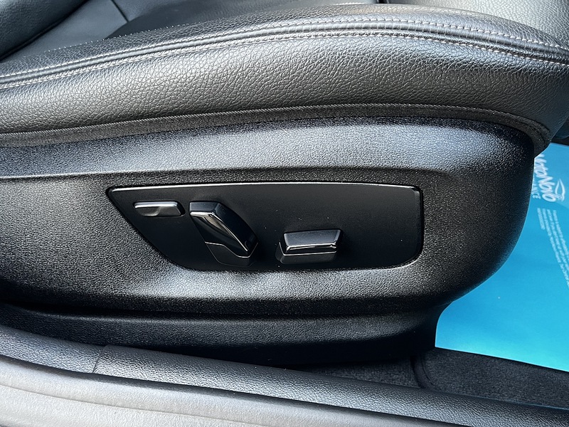 BMW 5 Series 520d MHT M Sport - U197