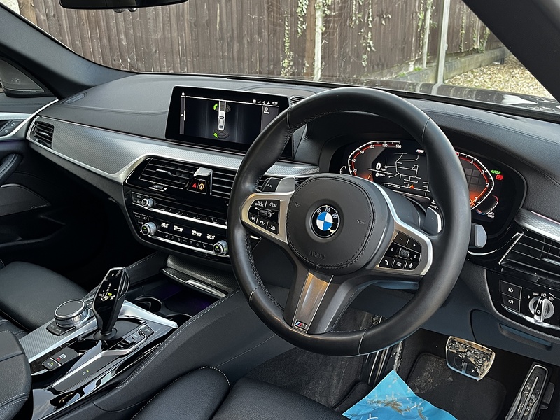 BMW 5 Series 520d MHT M Sport - U197