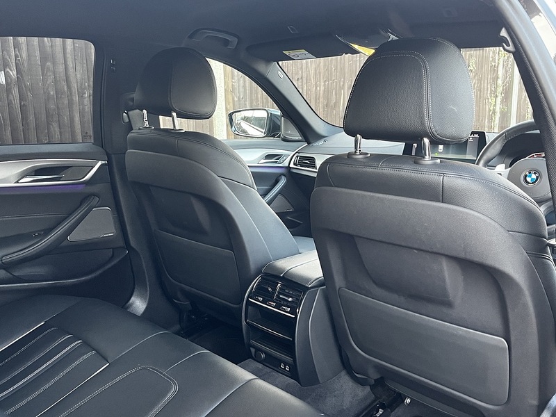 BMW 5 Series 520d MHT M Sport - U197