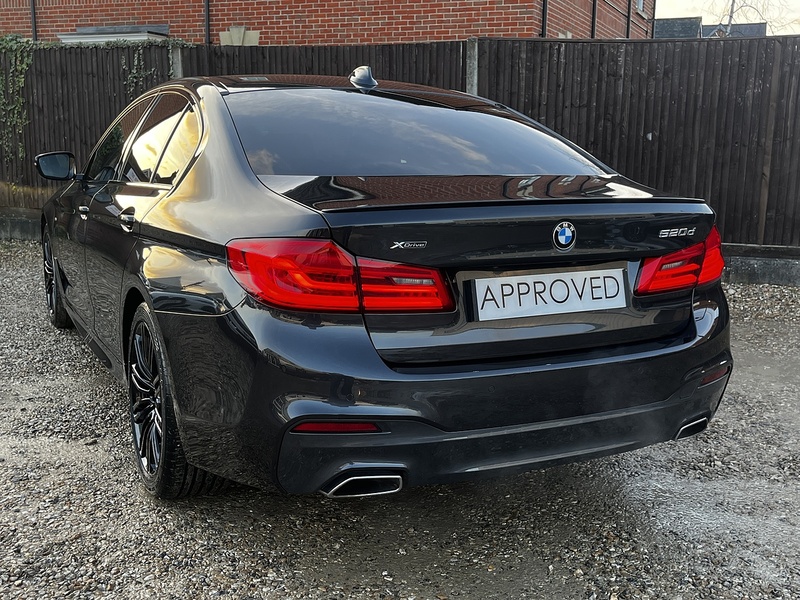BMW 5 Series 520d MHT M Sport - U197
