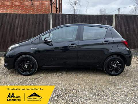 Toyota Yaris 1.4i ecoTEC Energy Hatchback 5dr Petrol Auto Euro 6 (90 ps)