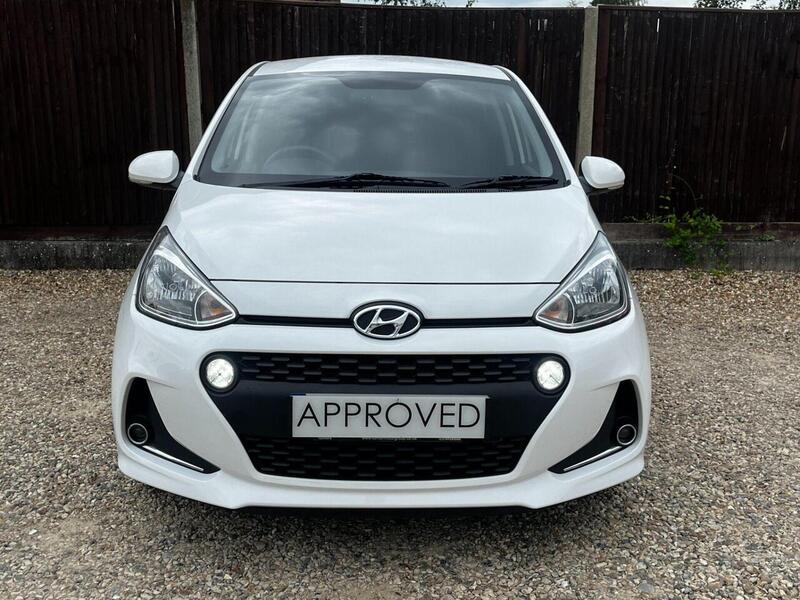 Hyundai i10 PREMIUM - U20