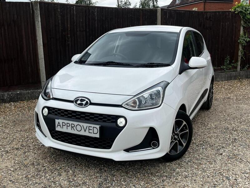 Hyundai i10 PREMIUM - U20