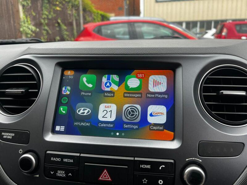 Hyundai i10 PREMIUM - U20