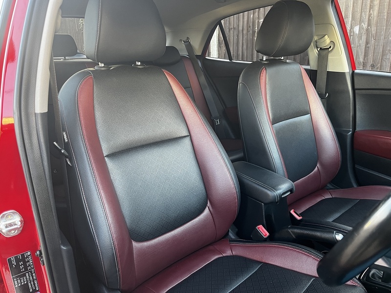 Kia Rio T-GDi First Edition - U204