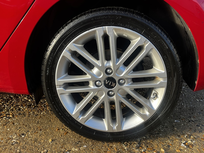 Kia Rio T-GDi First Edition - U204