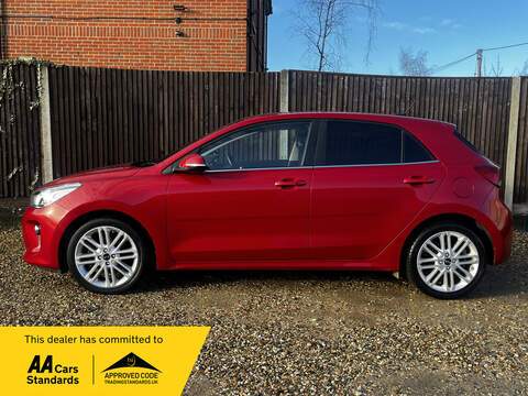 Kia Rio 1.5 SKYACTIV-G Sport Nav Hatchback 5dr Petrol Auto Euro 6 (s/s) (90 ps)