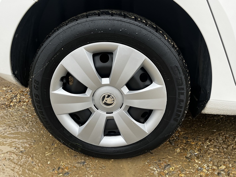 Skoda Fabia S - U208