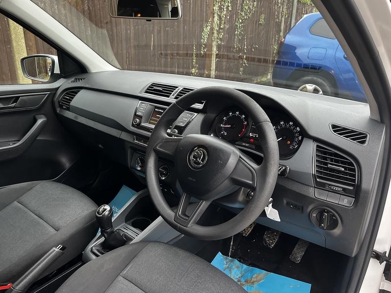 Skoda Fabia S - U208