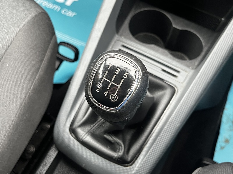 Skoda Fabia S - U208