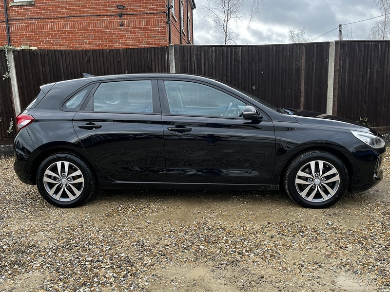 Hyundai i30 T-GDi Blue Drive SE - U209