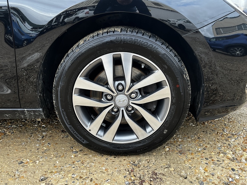 Hyundai i30 T-GDi Blue Drive SE - U209