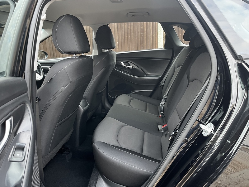 Hyundai i30 T-GDi Blue Drive SE - U209