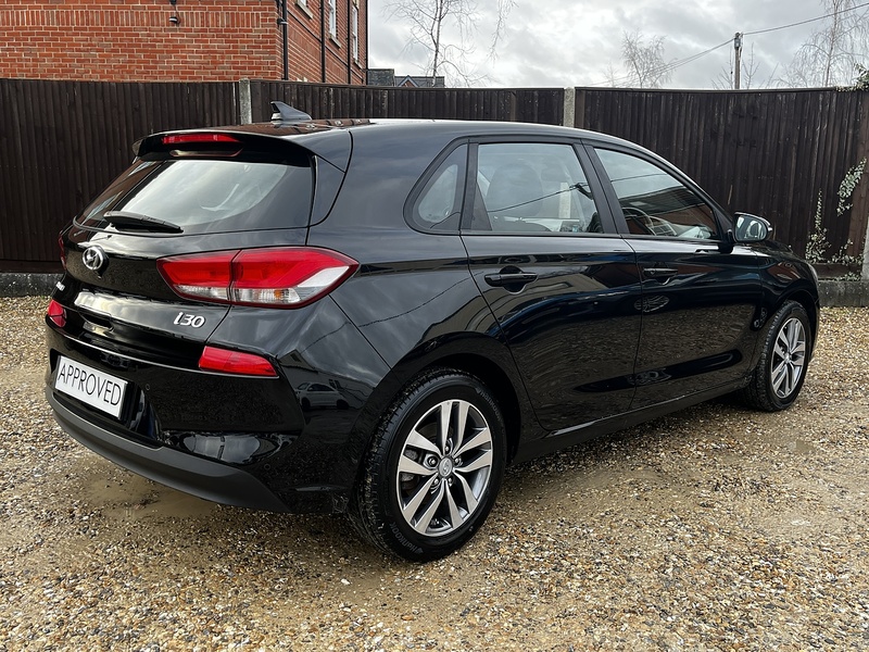 Hyundai i30 T-GDi Blue Drive SE - U209