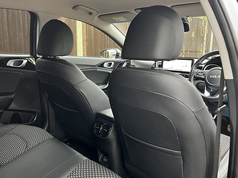 Kia Ceed T-GDi 3 - U210