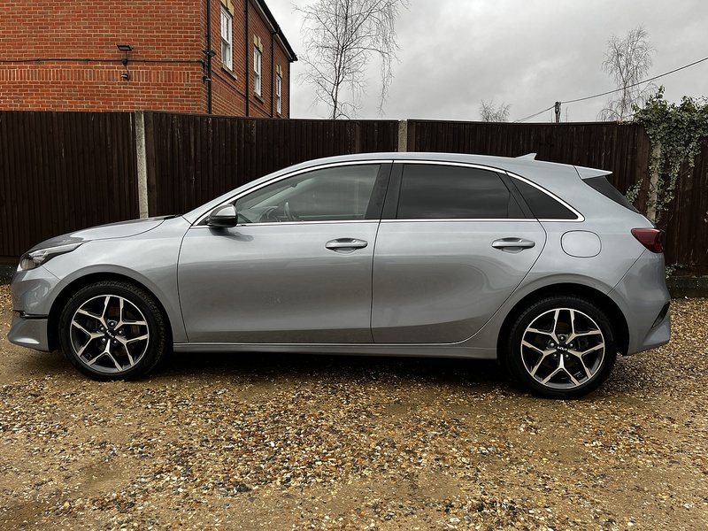 Kia Ceed T-GDi 3 - U210