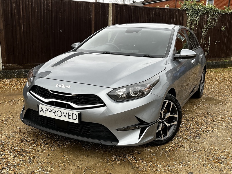 Kia Ceed T-GDi 3 - U210