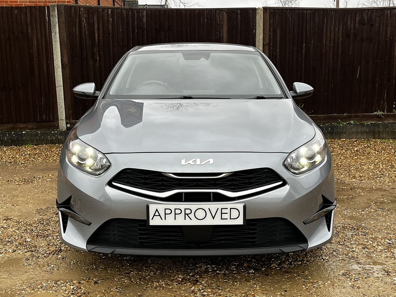 Kia Ceed T-GDi 3 - U210