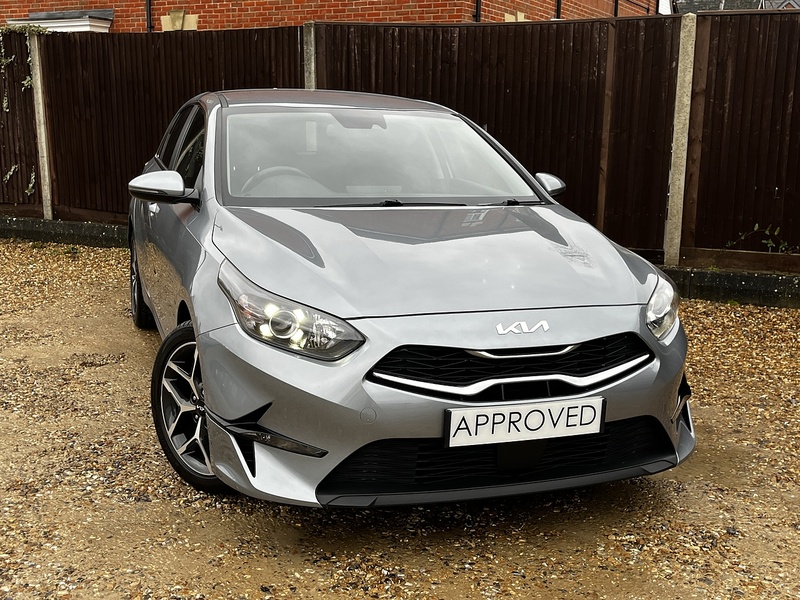 Kia Ceed T-GDi 3 - U210