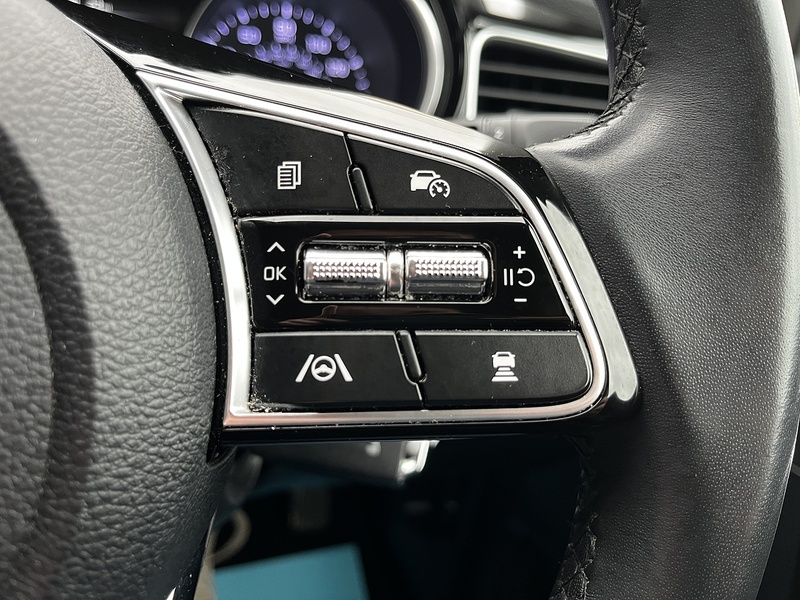 Kia Ceed T-GDi 3 - U210