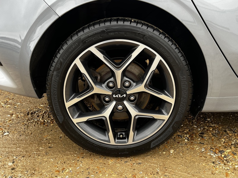 Kia Ceed T-GDi 3 - U210