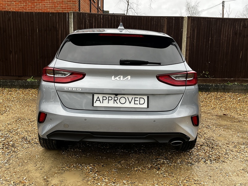Kia Ceed T-GDi 3 - U210