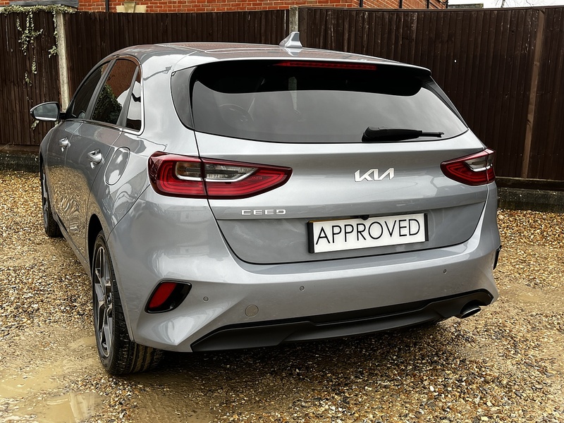 Kia Ceed T-GDi 3 - U210