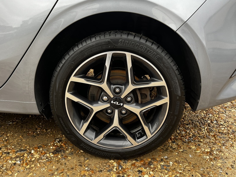 Kia Ceed T-GDi 3 - U210