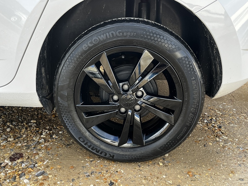 Skoda Fabia TSI SE - U217