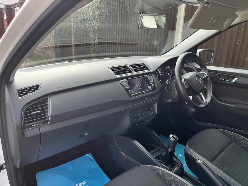 Skoda Fabia TSI SE - U217