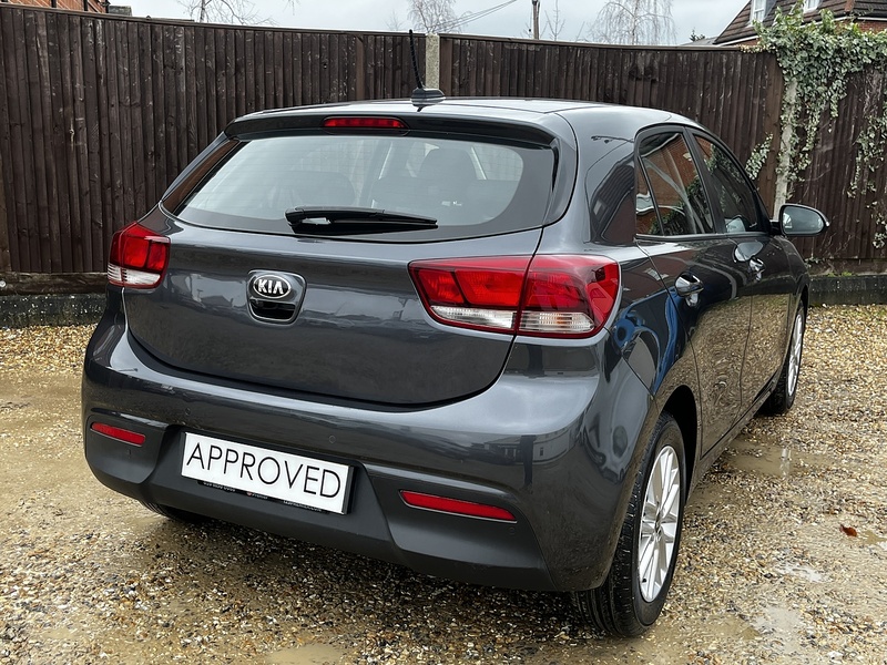 Kia Rio 2 - U220