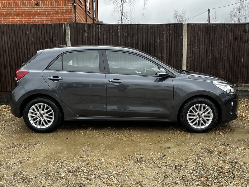Kia Rio 2 - U220