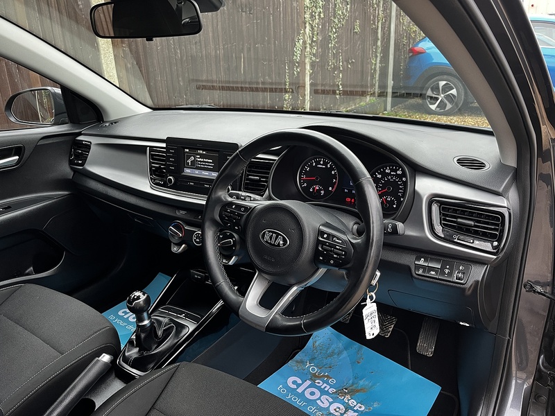 Kia Rio 2 - U220