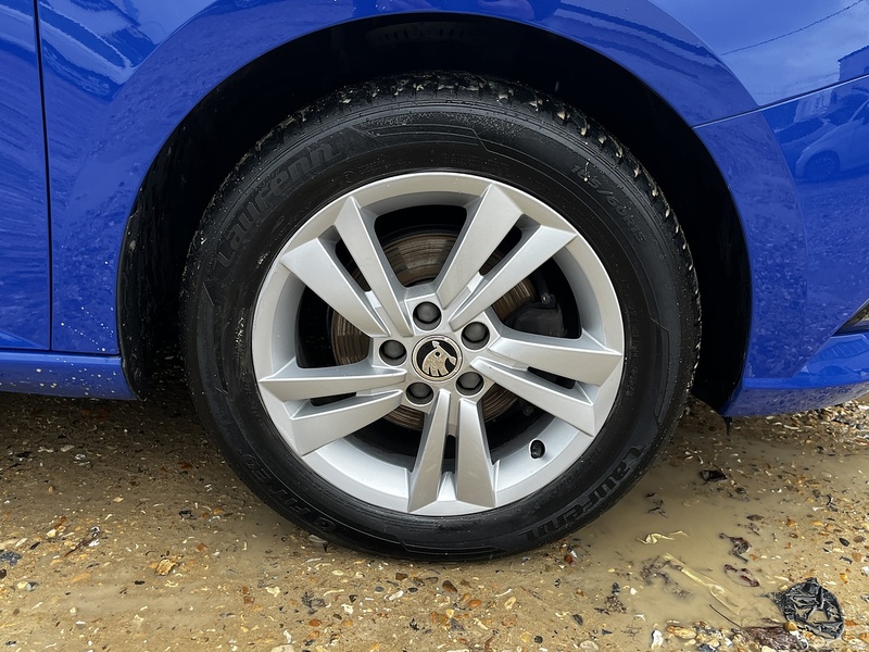 Skoda Fabia TSI SE - U221