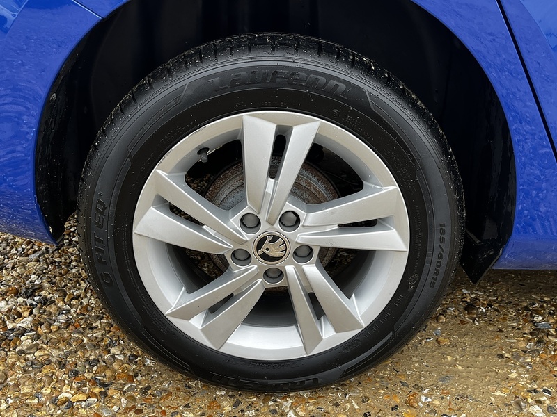 Skoda Fabia TSI SE - U221