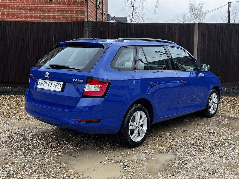 Skoda Fabia TSI SE - U221