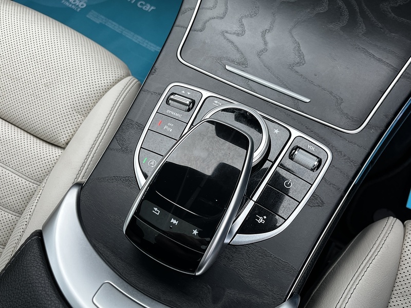 Mercedes-Benz C Class C250d AMG Line - U224