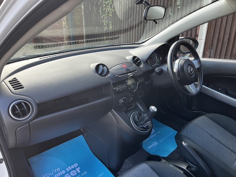 Mazda Mazda2 Tamura - U226