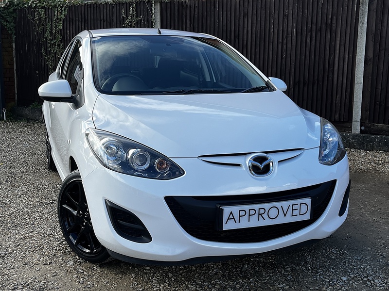 Mazda Mazda2 Tamura - U226