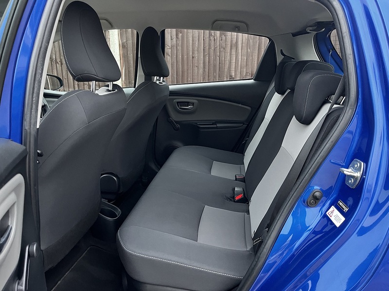 Toyota Yaris VVT-h Icon Tech - U227