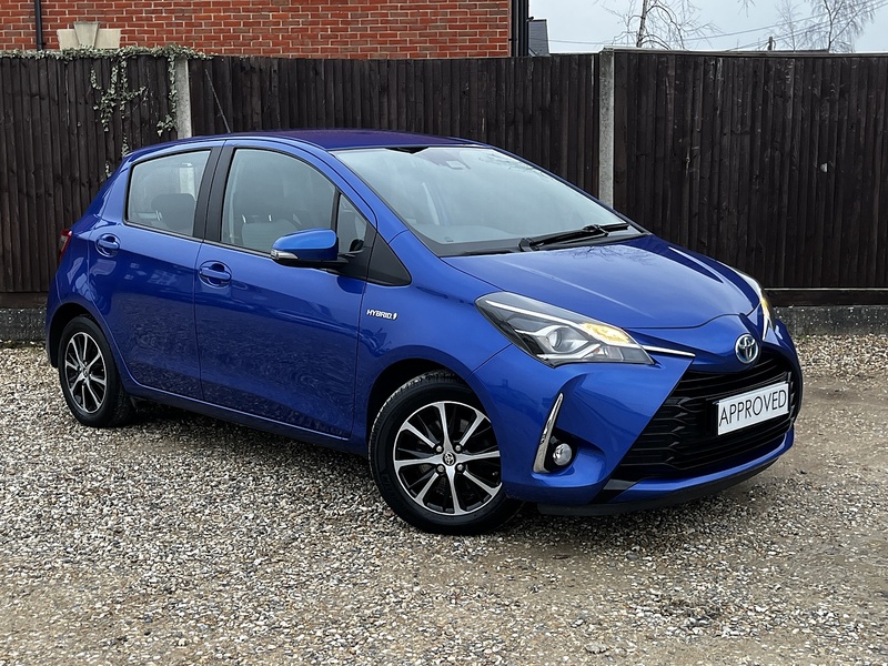 Toyota Yaris VVT-h Icon Tech - U227