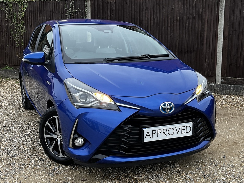 Toyota Yaris VVT-h Icon Tech - U227