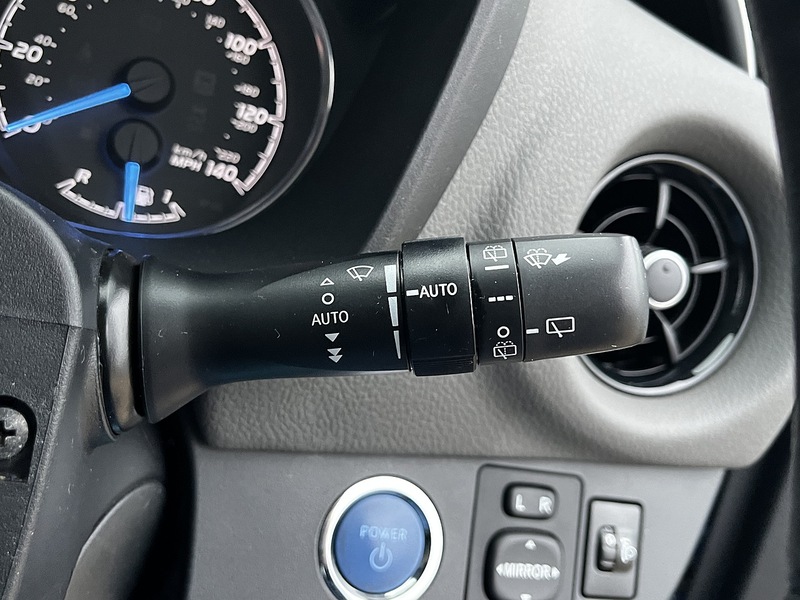 Toyota Yaris VVT-h Icon Tech - U227