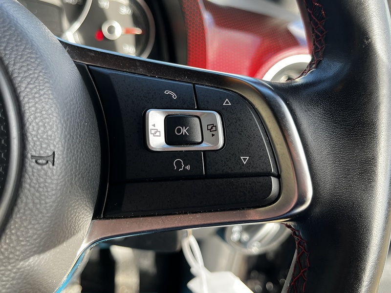 Volkswagen up! up! GTI - U230