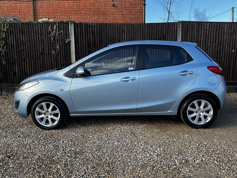 Mazda Mazda2 TS2 - U232