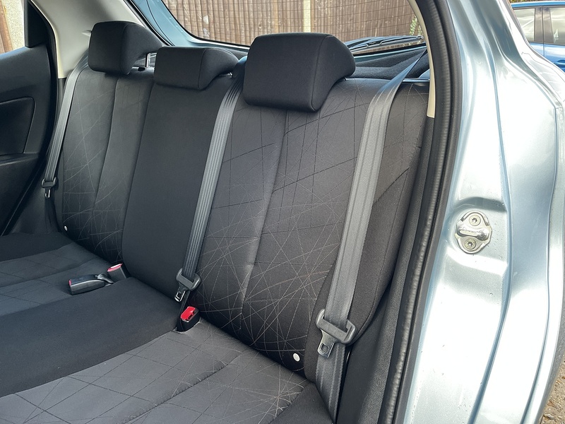 Mazda Mazda2 TS2 - U232